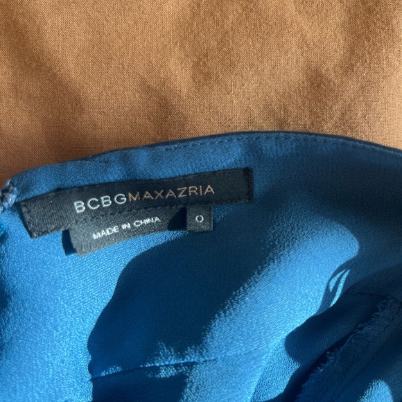 BCBGMaxAzria Gown. Blue. Size 0. - Picture 4 of 4
